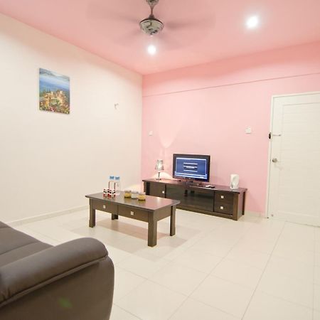My Jonker Homes Malacca Exterior photo